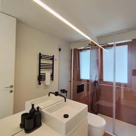 Viva Laje Serviced דירה